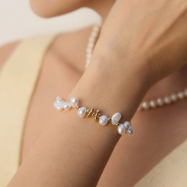 Gilded Ripple: Natural Pearl Bracelet